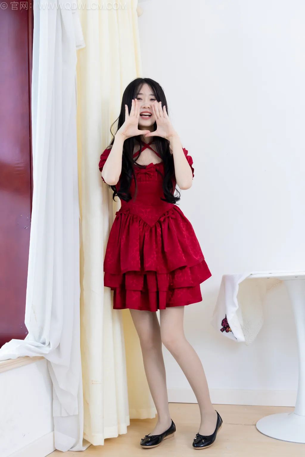 图片[2]-勿恋传媒 NO.2532 菜菜-平底鞋、薄灰丝[205P/1V/4.54GB]-美图