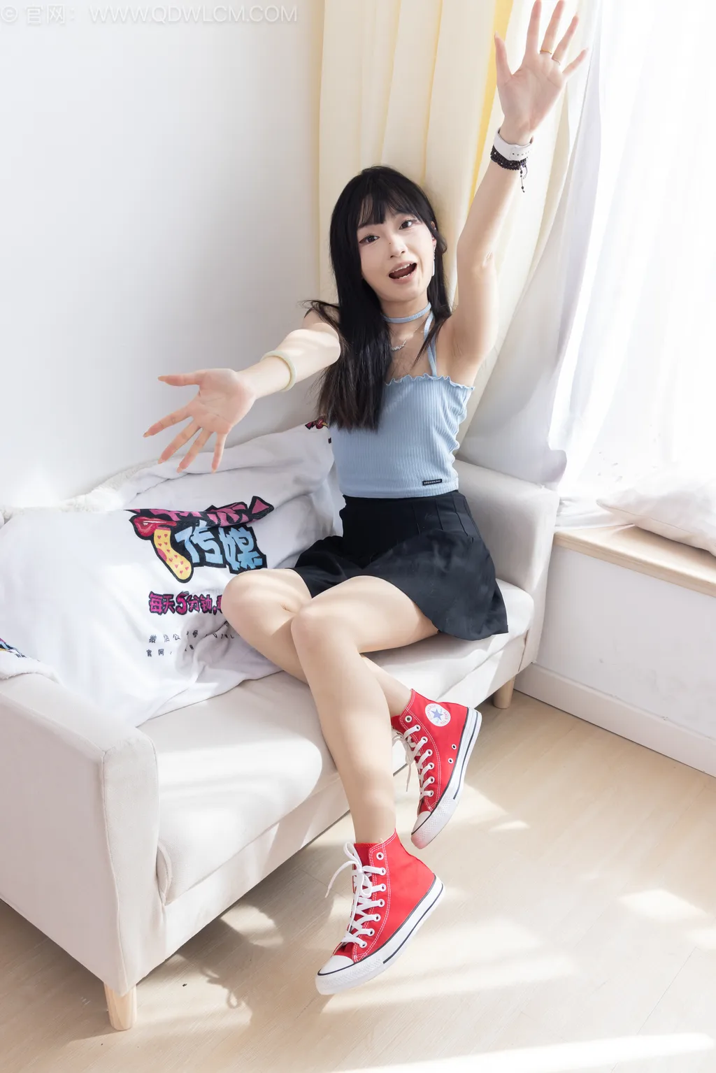 图片[3]-勿恋传媒 NO.2524 嘟嘟-高跟鞋、帆布鞋、薄肉丝、裸足[160P/1V/3.69GB]-美图