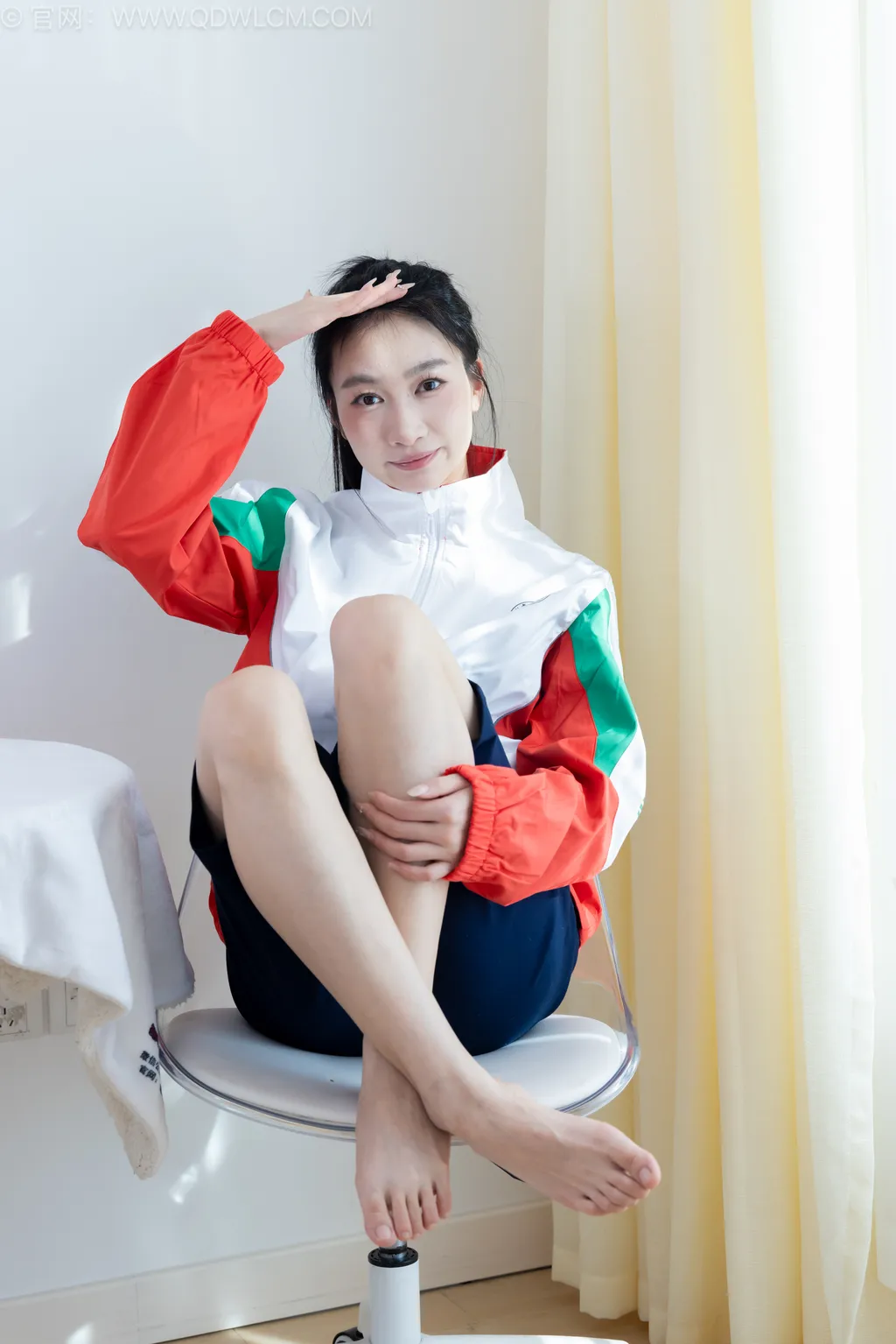 图片[4]-勿恋传媒 NO.2525 小影-高跟凉鞋、薄黑丝、裸足[168P/1V/3.73GB]-美图