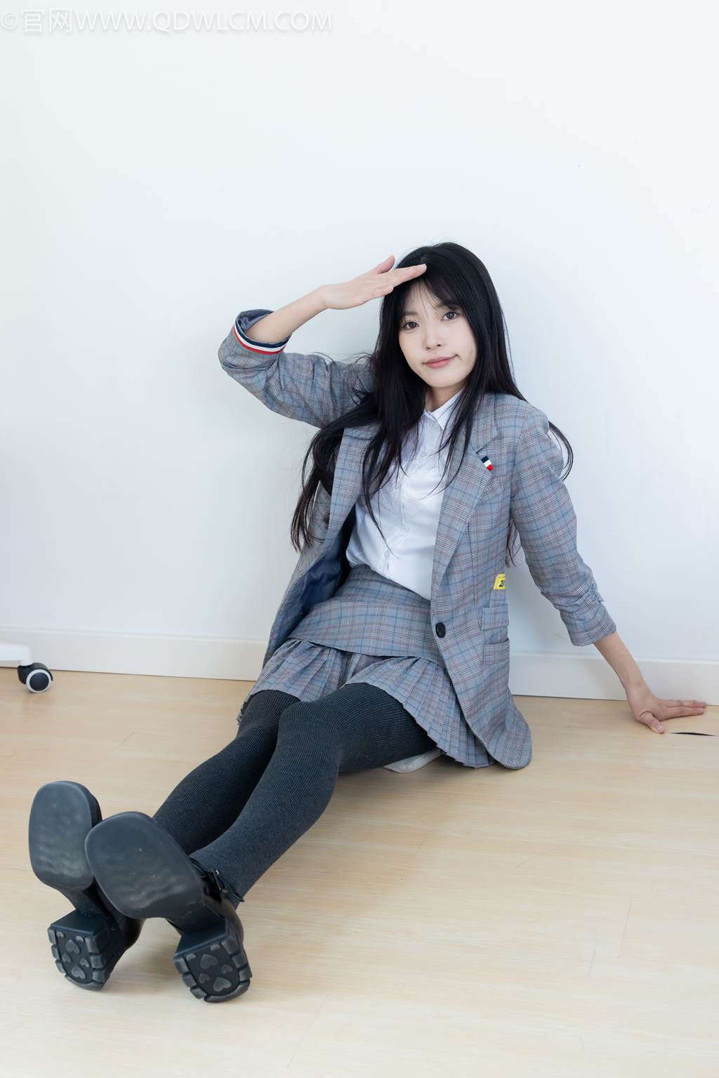 图片[4]-勿恋传媒 NO.2479 茯苓-皮鞋、厚灰连裤棉袜[160P/1V/4.55GB]-美图