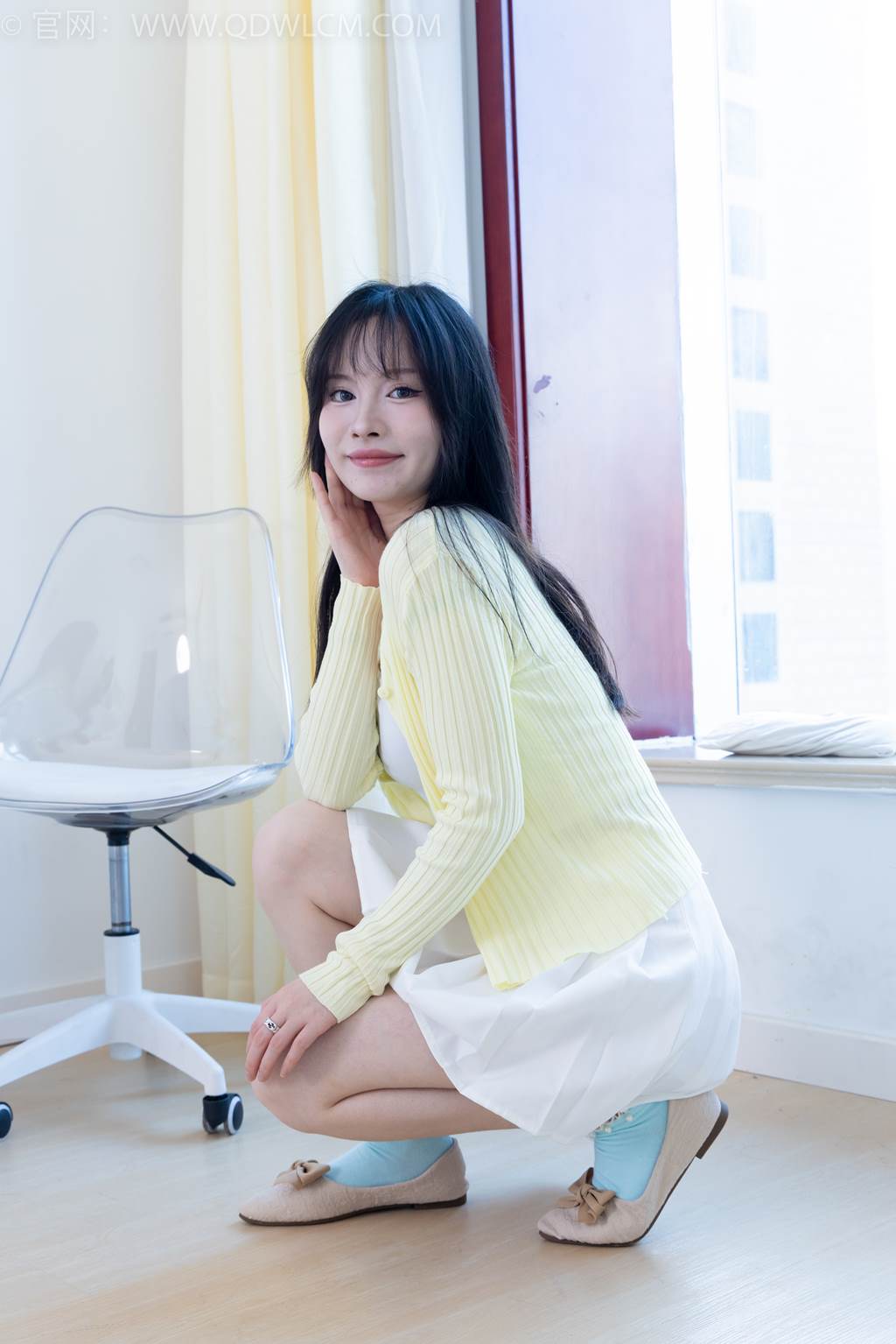 图片[3]-勿恋传媒 NO.2457 小酒-平底鞋、浅蓝色短棉袜[158P/1V/4.39GB]-美图