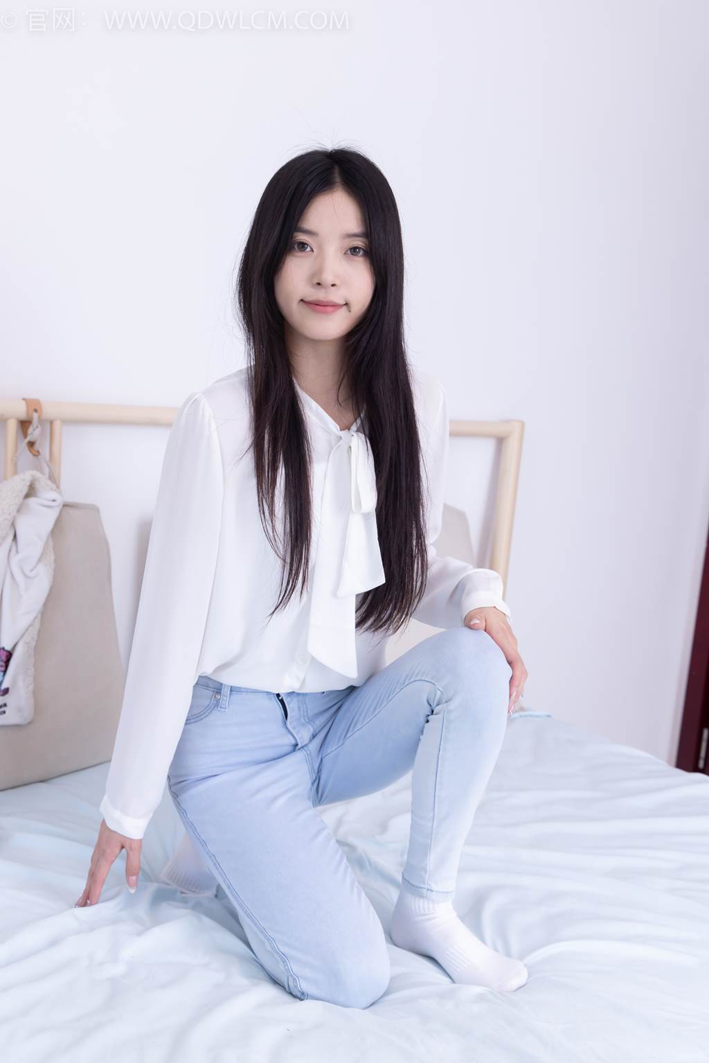 图片[1]-勿恋传媒 NO.2464 茯苓-长靴、白棉袜[160P/1V/4.76GB]-美图