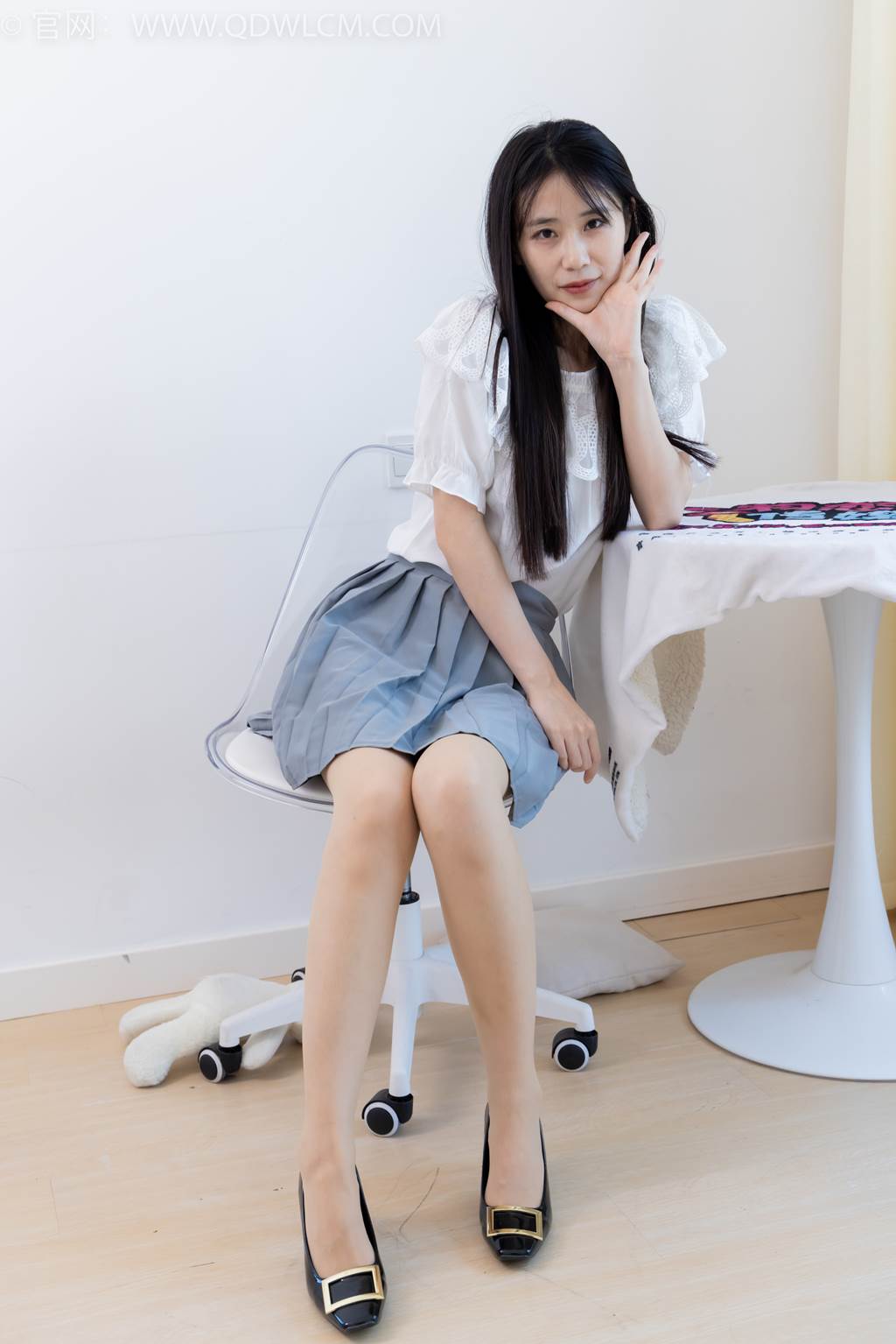 图片[3]-勿恋传媒 NO.2436 菜菜-平底鞋、高跟鞋、薄肉丝[160P/1V/3.52GB]-美图