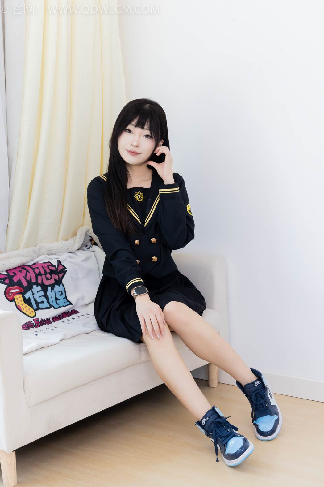 图片[2]-勿恋传媒 NO.2423 嘟嘟-JK至服、板鞋、白色蕾SI船袜、裸足[150P/1V/3.66GB]-美图