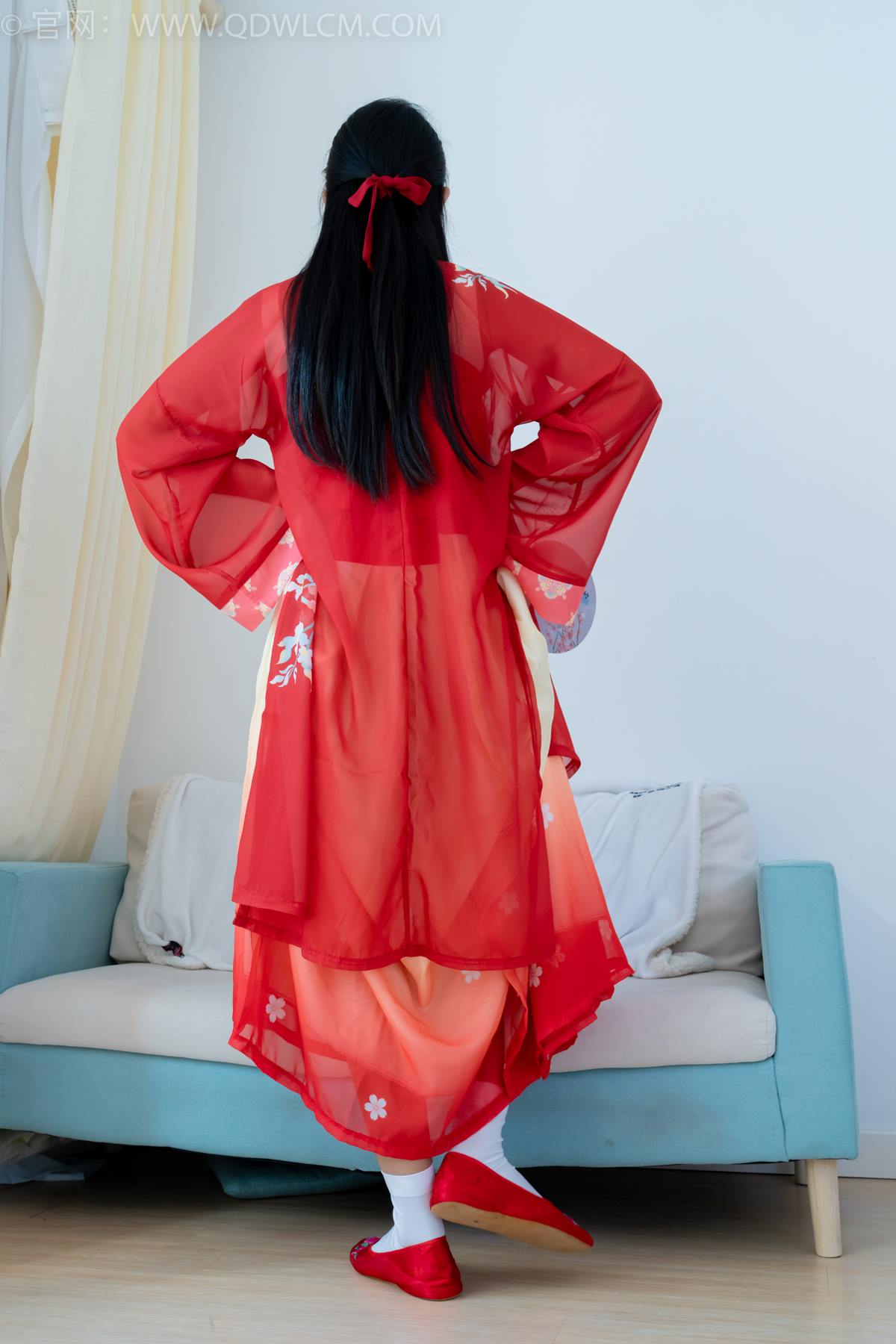 图片[2]-勿恋传媒 NO.2386 岚岚-布鞋、短白丝、红色船袜、汉服[179P/1V/5.79GB]-美图