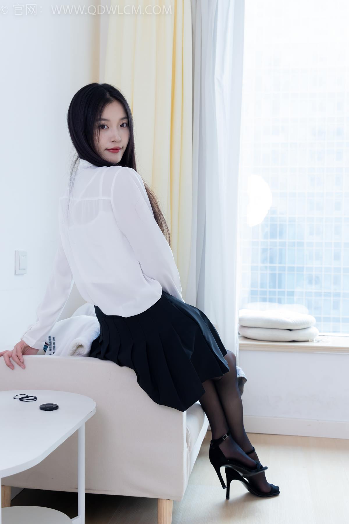 图片[4]-勿恋传媒 NO.2349 茯苓-高跟长靴、高跟凉鞋、厚肉丝、薄黑丝[175P/1V/4.39GB]-美图