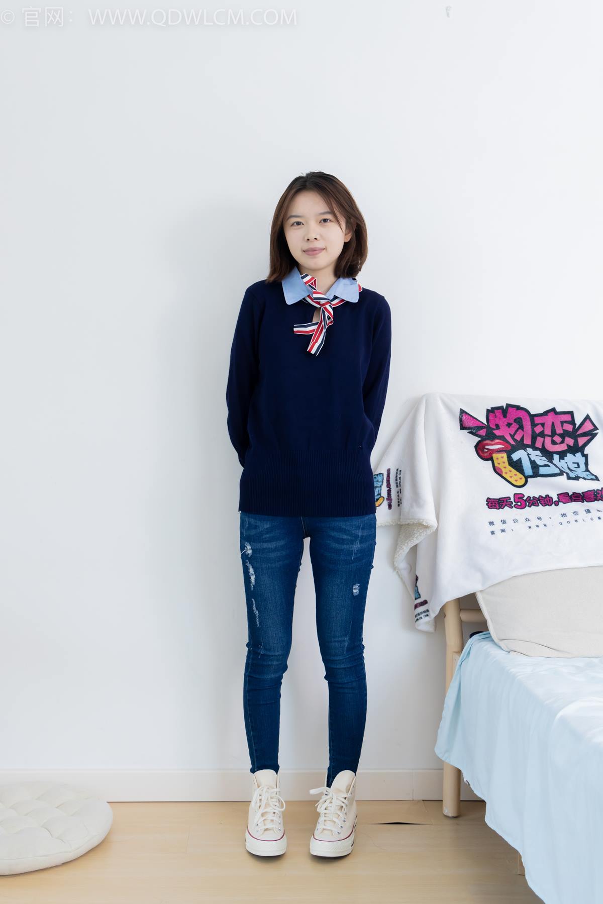 图片[4]-勿恋传媒 NO.2354 小悦-帆布鞋、白棉袜、裸足[150P/1V/4.16GB]-美图