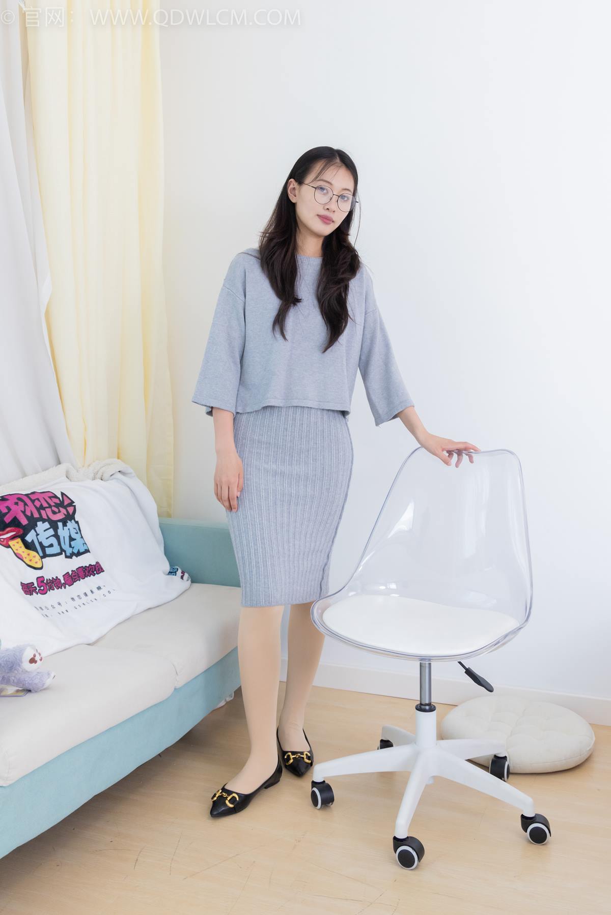 图片[2]-勿恋传媒 NO.2360 小优-平底鞋、厚肉丝[155P/1V/3.92GB]-美图