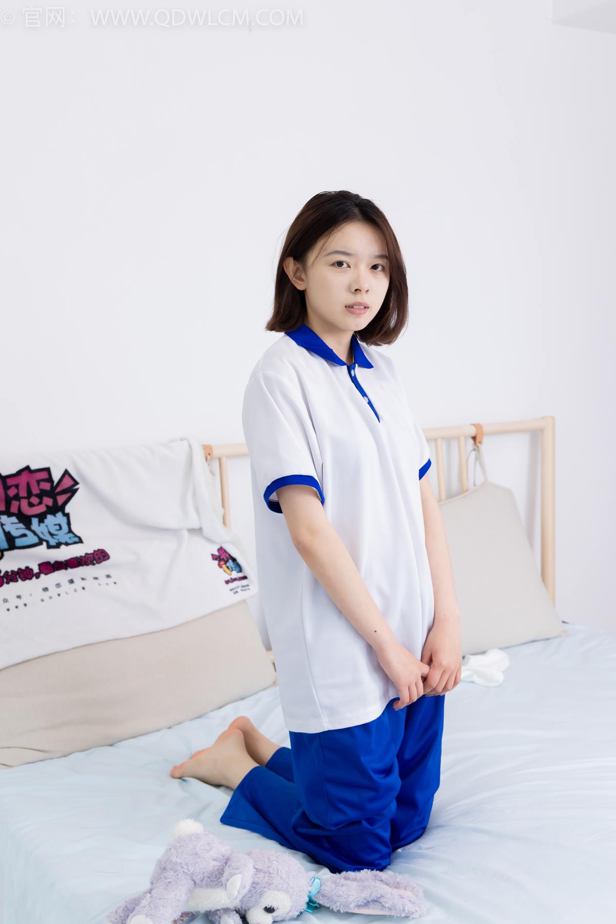 图片[4]-勿恋传媒 NO.2364 小悦-校服、板鞋、白棉袜、裸足[150P/1V/3.36GB]-美图