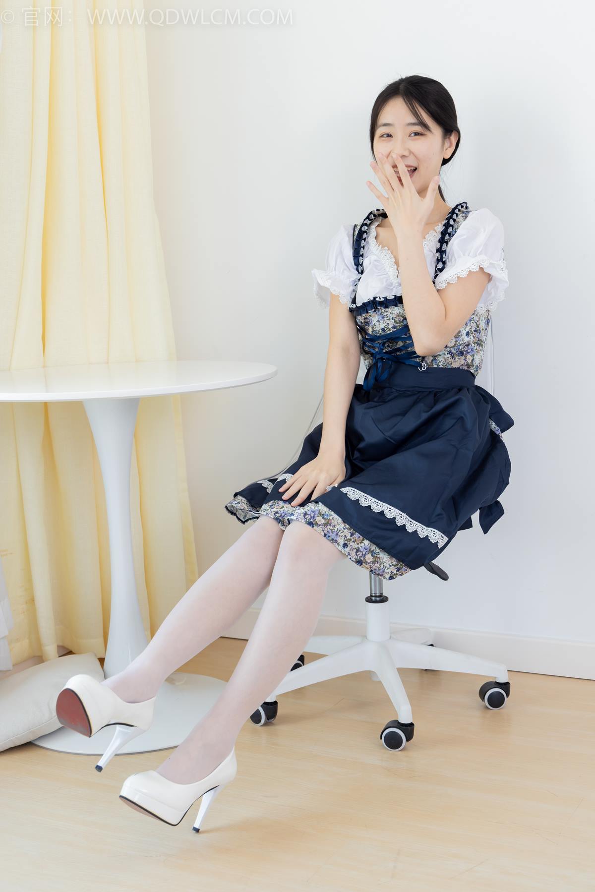 图片[3]-勿恋传媒 NO.2365 菜菜-高跟鞋、薄白丝、裸足[260P/1V/5.98GB]-美图