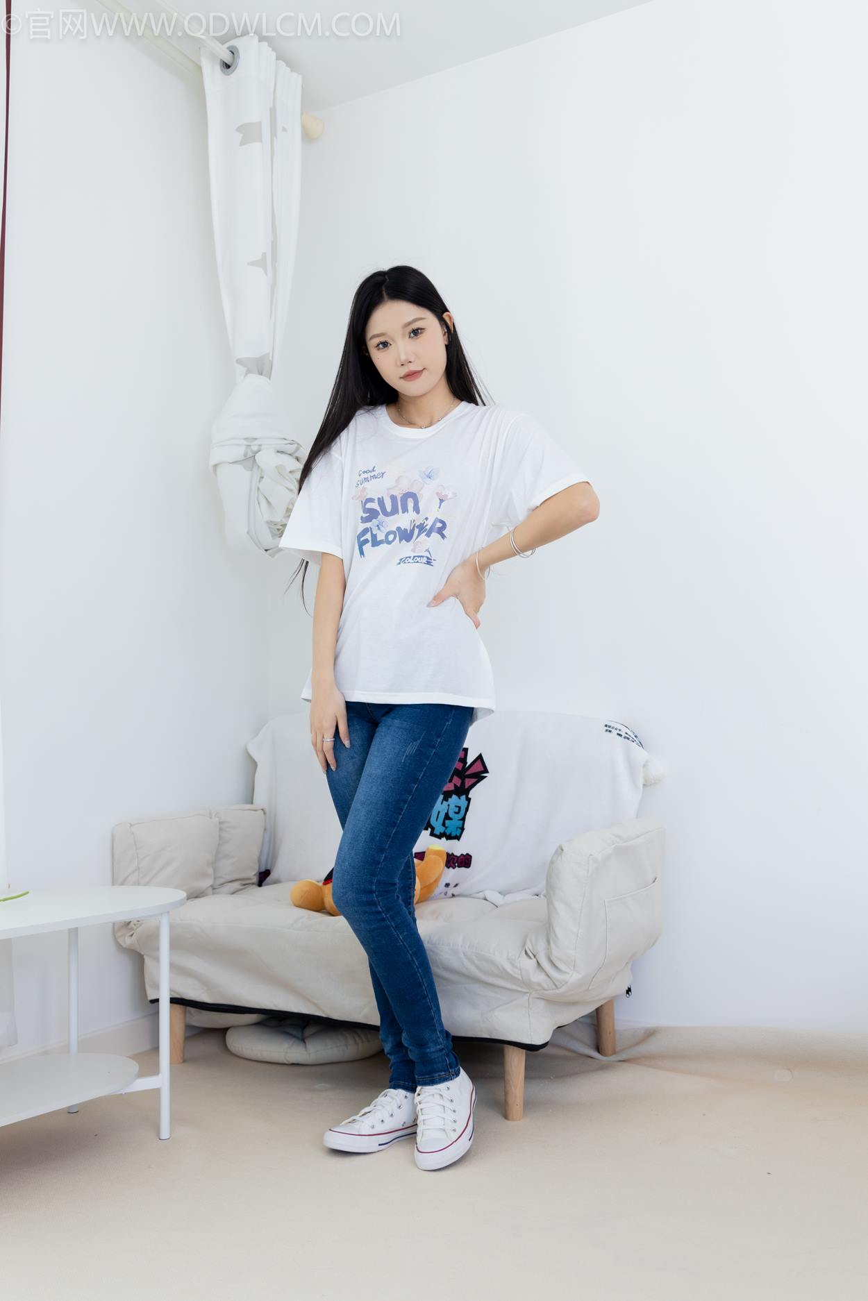 图片[2]-勿恋传媒 NO.2329 小竹-帆布鞋、白船袜、肚子疼揉肚子剧情[158P/1V/5.67GB]-美图