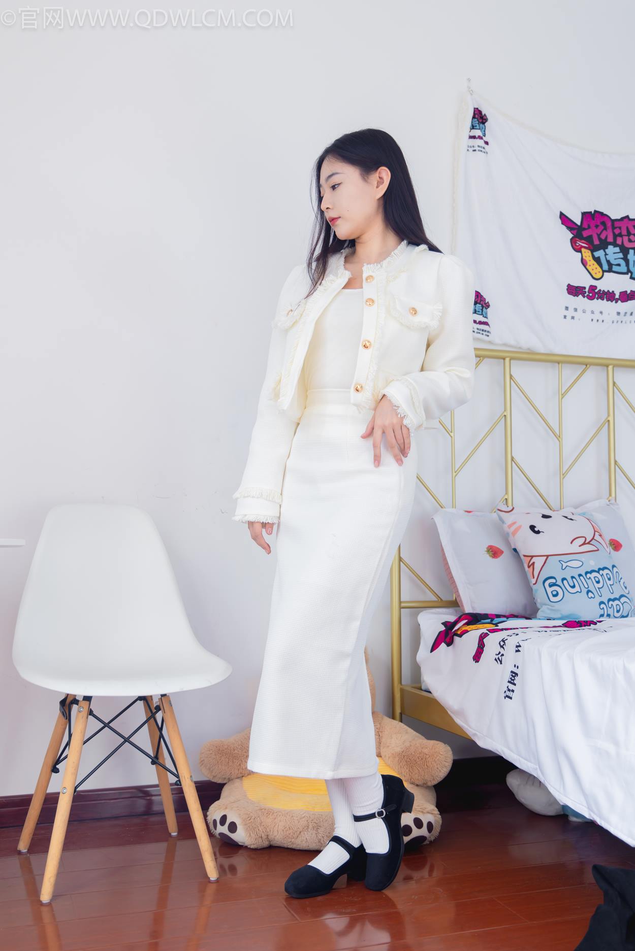 图片[3]-勿恋传媒 NO.2335 美兔-布鞋、长靴、白棉袜、薄肉丝[227P/1V/5.42GB]-美图