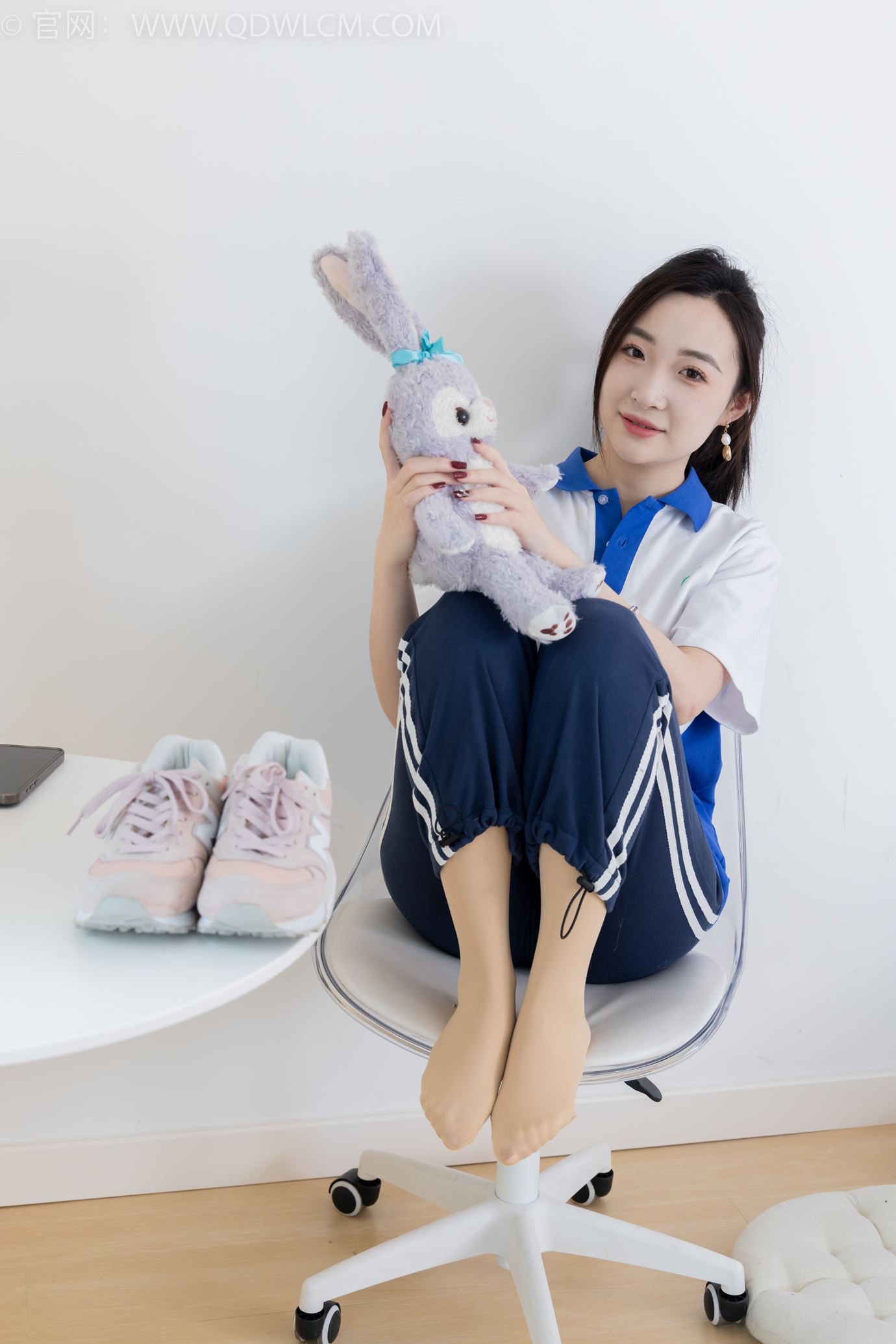 图片[4]-勿恋传媒 NO.2314 恬恬-运动鞋、厚肉丝、校服裤里丝[160P/1V/4.09GB]-美图