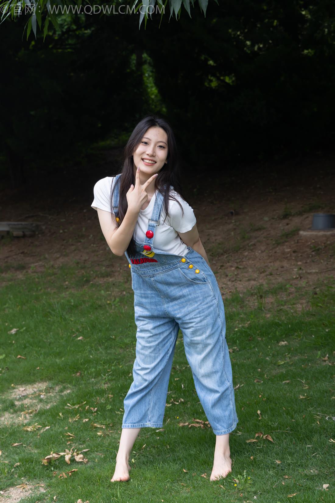 图片[1]-勿恋传媒 NO.2315 菜菜-高跟长靴、薄黑丝[160P/1V/3.67GB]-美图