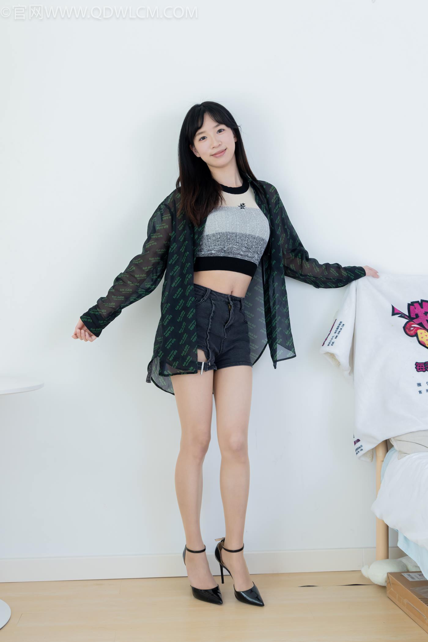 图片[2]-勿恋传媒 NO.2282 小左-高跟鞋、薄肉丝[150P/1V/3.53GB]-美图