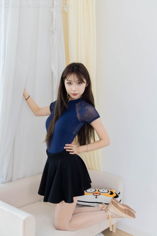 勿恋传媒 NO.2283 泡泡-高跟长靴、卡通白棉袜、裸足[180P/1V/3.90GB]-美图