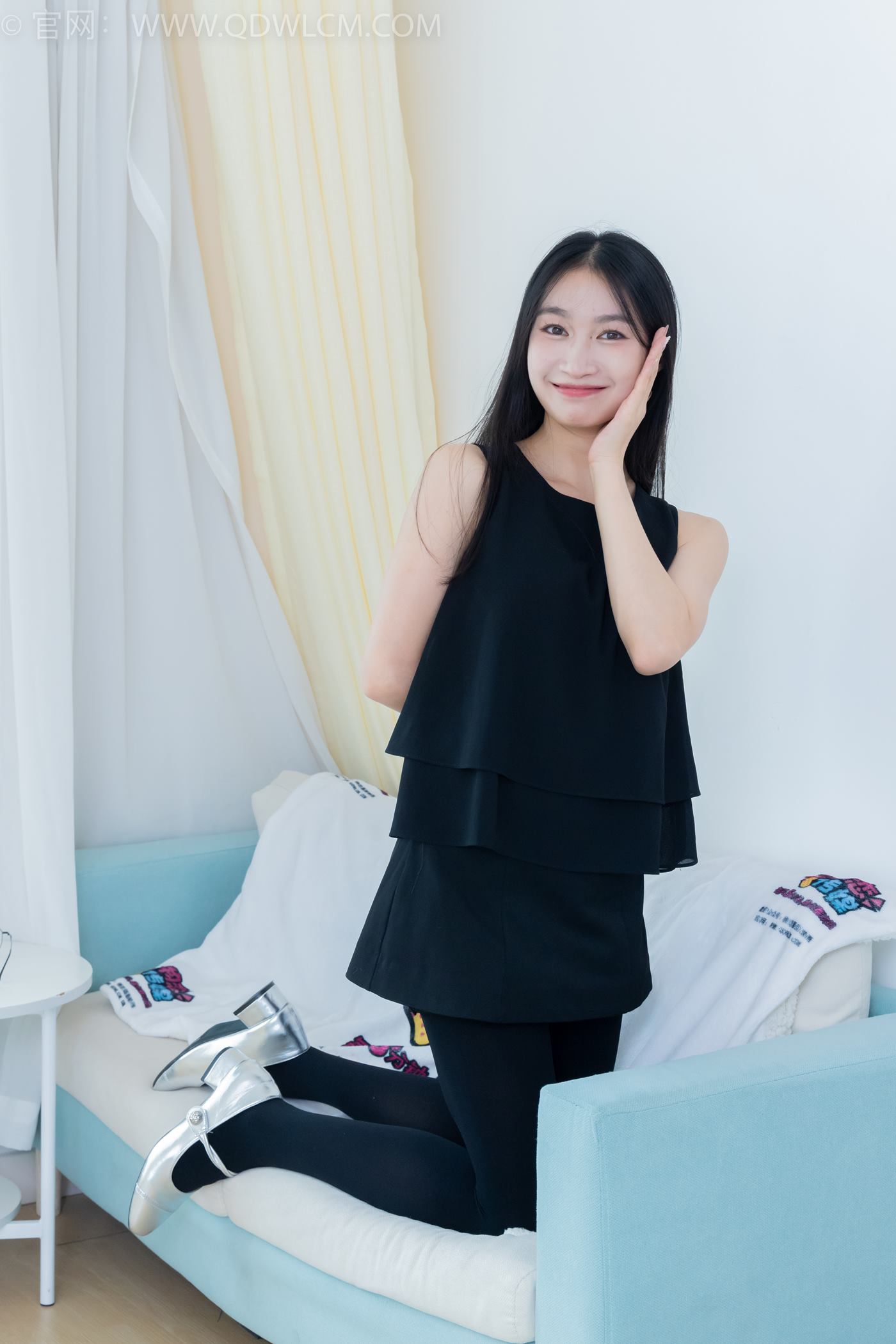 图片[3]-勿恋传媒 NO.2249 小影-低跟鞋、厚黑丝[150P/1V/4.04GB]-美图