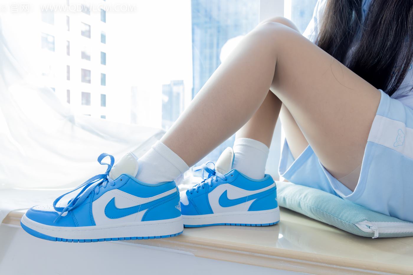 图片[3]-勿恋传媒 NO.2250 岚岚-板鞋、白棉袜、薄肉丝、老头乐挠脚剧情[150P/1V/3.56GB]-美图