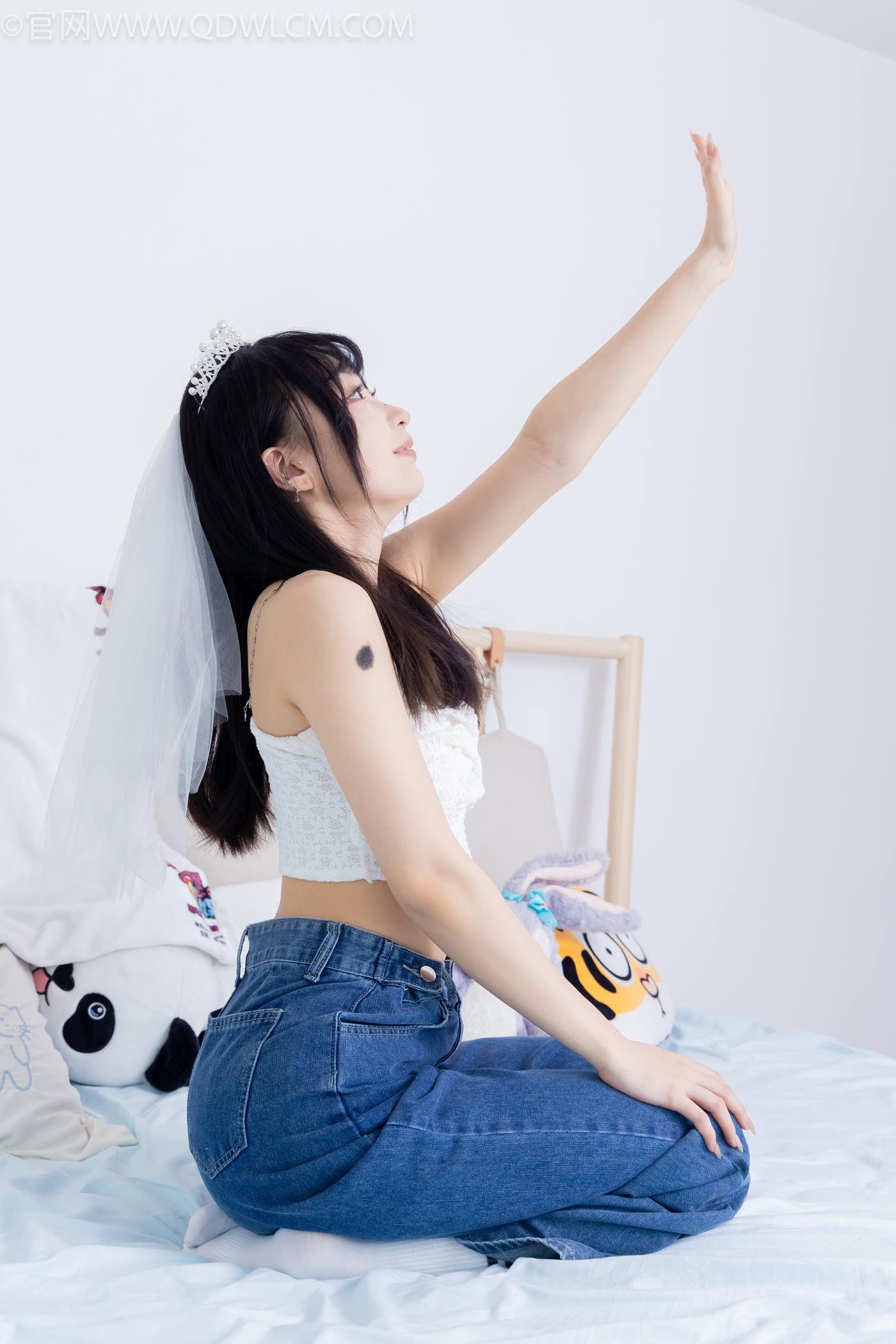 图片[2]-勿恋传媒 NO.2258 嘟嘟-板鞋、白棉袜、裸足[161P/1V/4.24GB]-美图