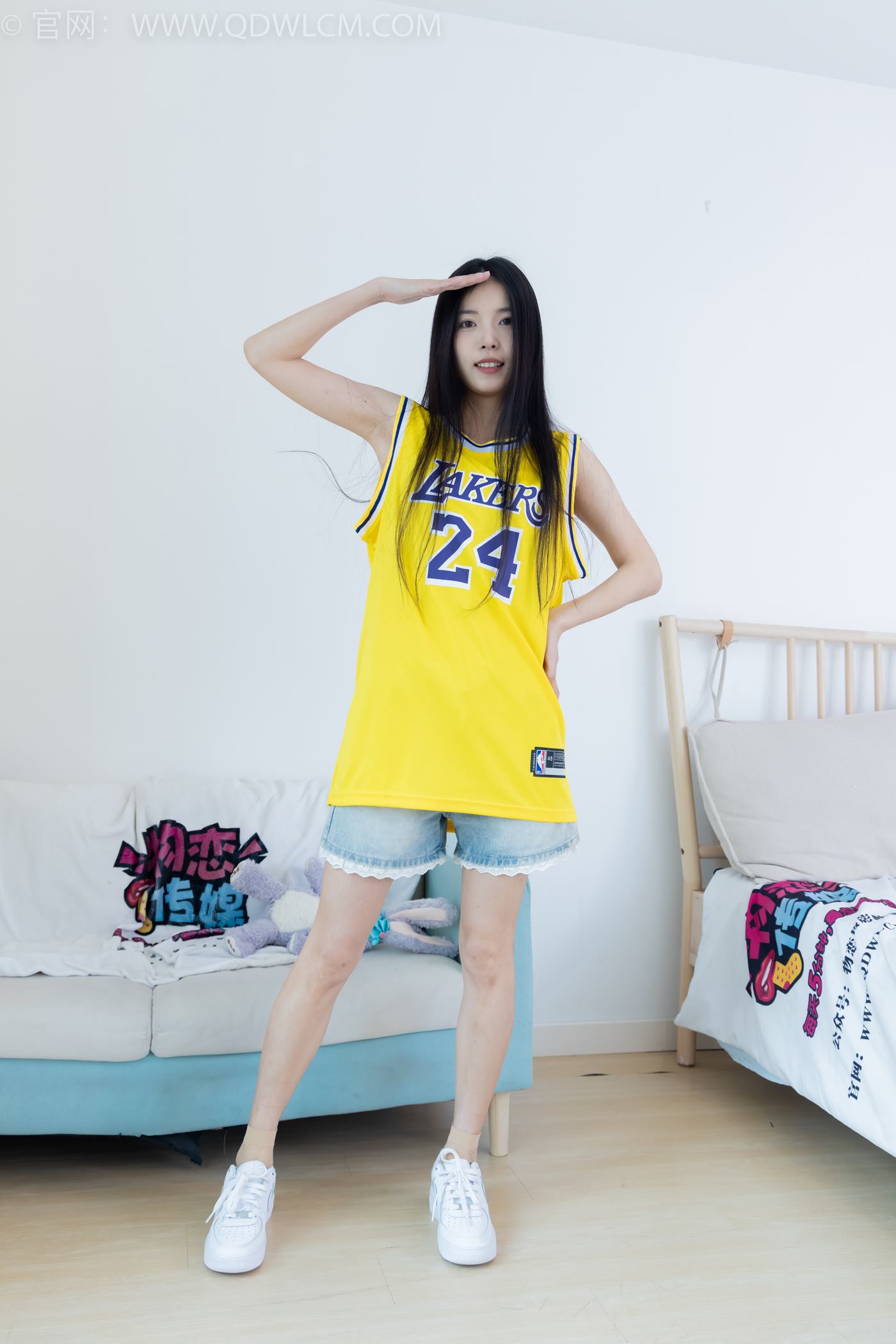 图片[3]-勿恋传媒 NO.2245 茯苓-板鞋、短款薄肉丝、裸足[190P/1V/4.40GB]-美图