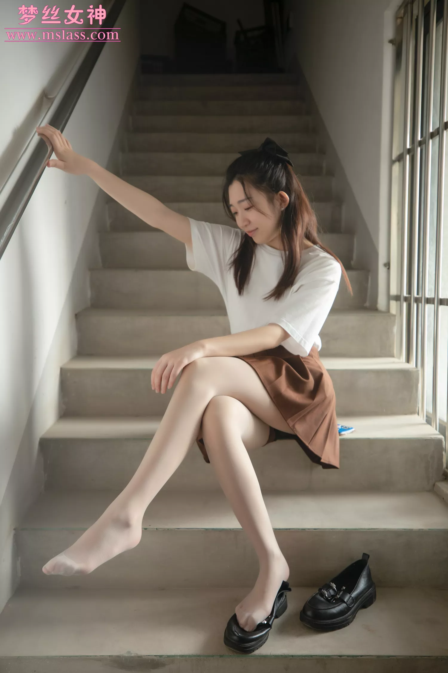 [MSLASS梦丝女神]2022.04.11 丝袜JK小格调 张小雪[59P/263MB]-美图