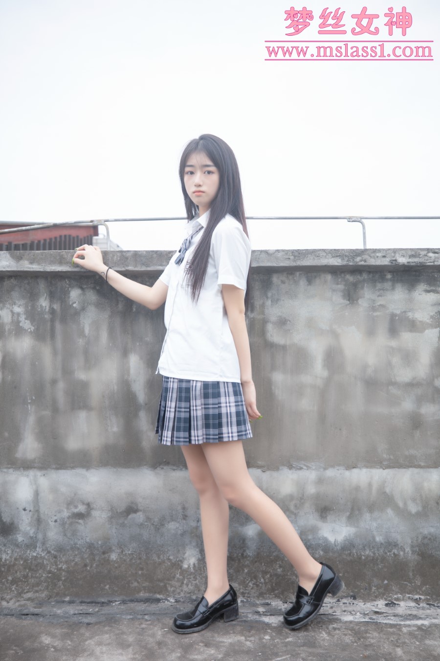 图片[1]-[MSLASS梦丝女神]2021.06.21 天台JK少女 王娇娇 [64+1P/406MB]-美图