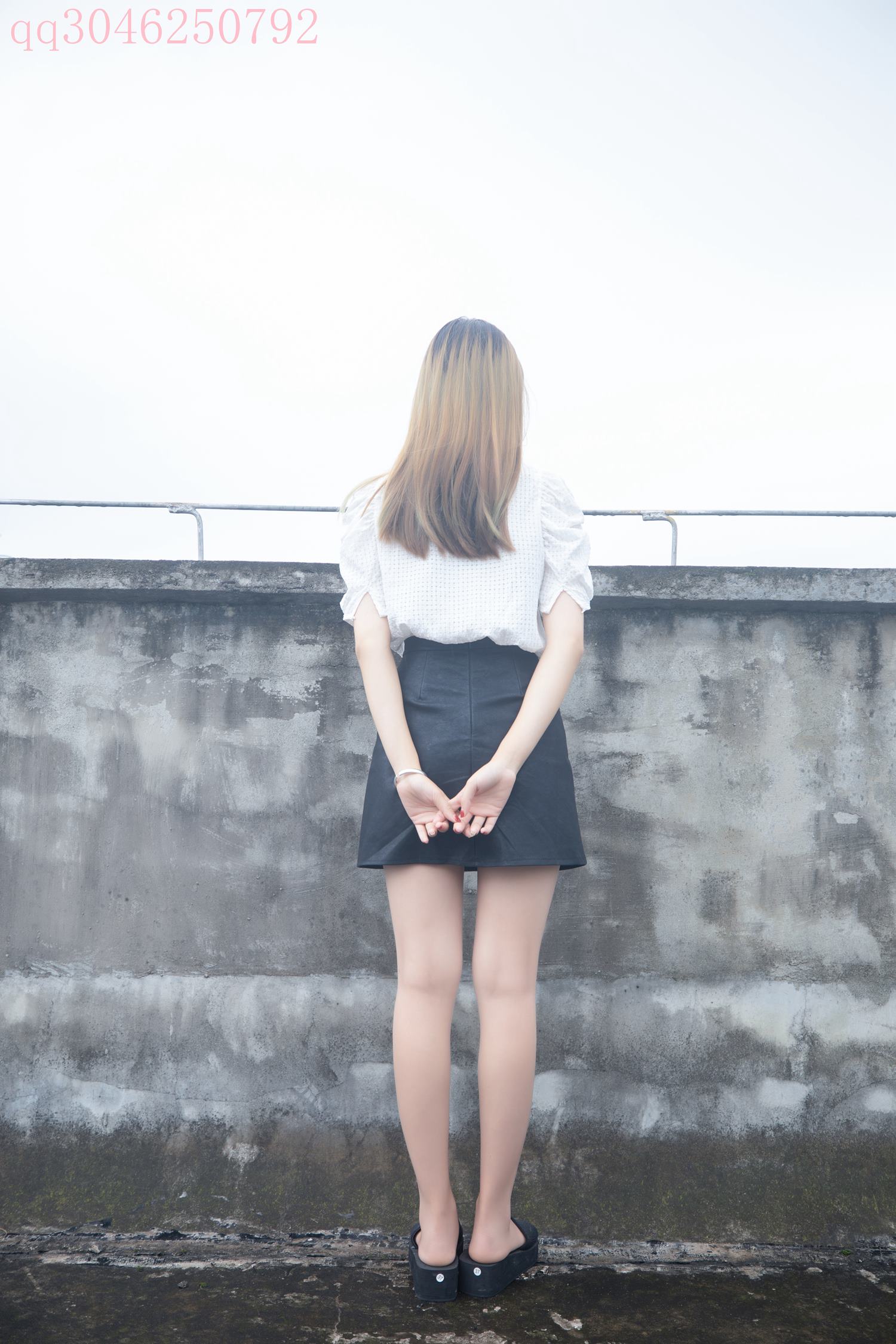 图片[2]-[MSLASS梦丝女神]2021.09.28 天台肉丝 王晓瑞[70P/491MB]-美图