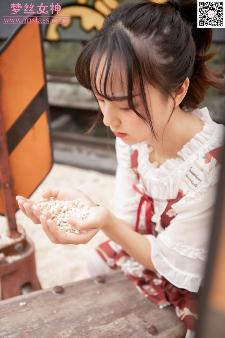 图片[2]-[MSLASS梦丝女神] 2019-10-27 玥玥 白丝洛丽塔 [70P/459MB]-美图