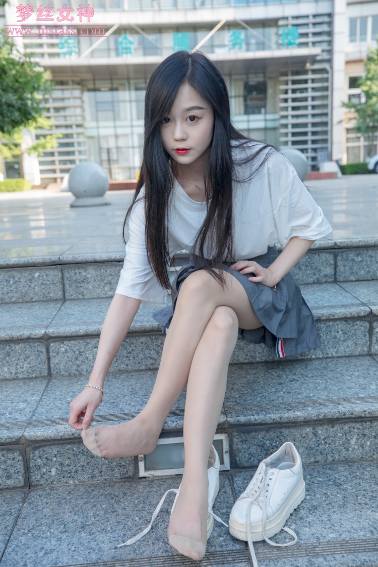 图片[3]-[MSLASS梦丝女神] 2019-06-14 灵灵 甜静的明星脸 [64P/344MB]-美图