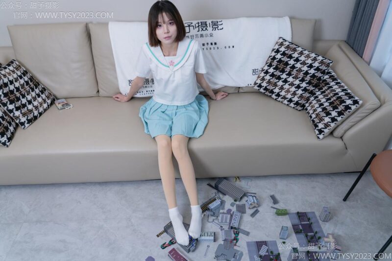 甜予摄影 NO.182 珞珞-板鞋、白棉袜、厚肉丝、小人国剧情[134P/2V/10.5GB]-美图