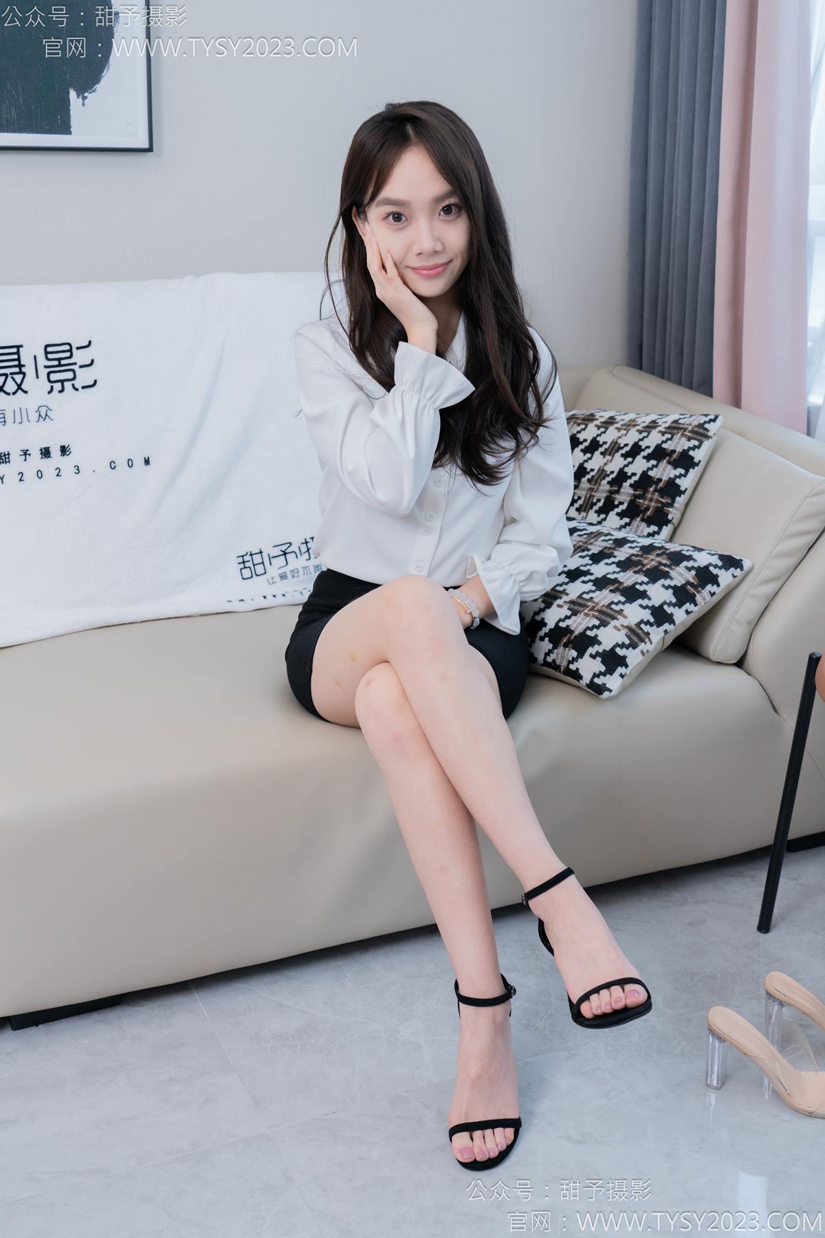 图片[4]-甜予摄影 NO.188 贝壳-透明高跟、高跟鞋、薄肉丝、薄黑丝、裸足[148P/2V/11.1GB]-美图