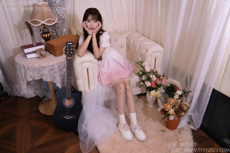 甜予摄影 NO.177 璇璇-板鞋、白棉袜、薄肉[129P/2V/9.97GB]-美图