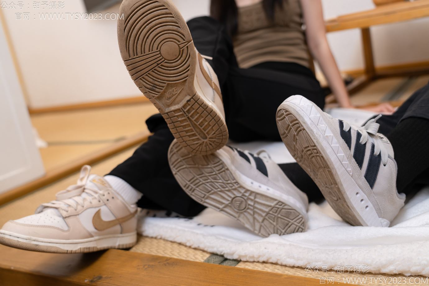 图片[1]-甜予摄影 NO.145 思思小云-板鞋、白棉袜、薄肉丝[145P/2V/10.4GB]-美图