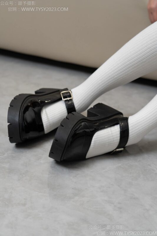 甜予摄影 NO.150 澜澜-皮鞋、大腿袜、小腿袜、波点白丝袜[162P/2V/11.1GB]-美图