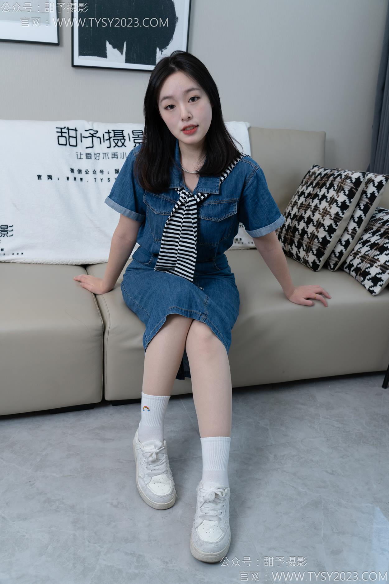 图片[3]-甜予摄影 NO.151 小葵-板鞋、白棉袜、薄肉丝[130P/2V/9.77GB]-美图