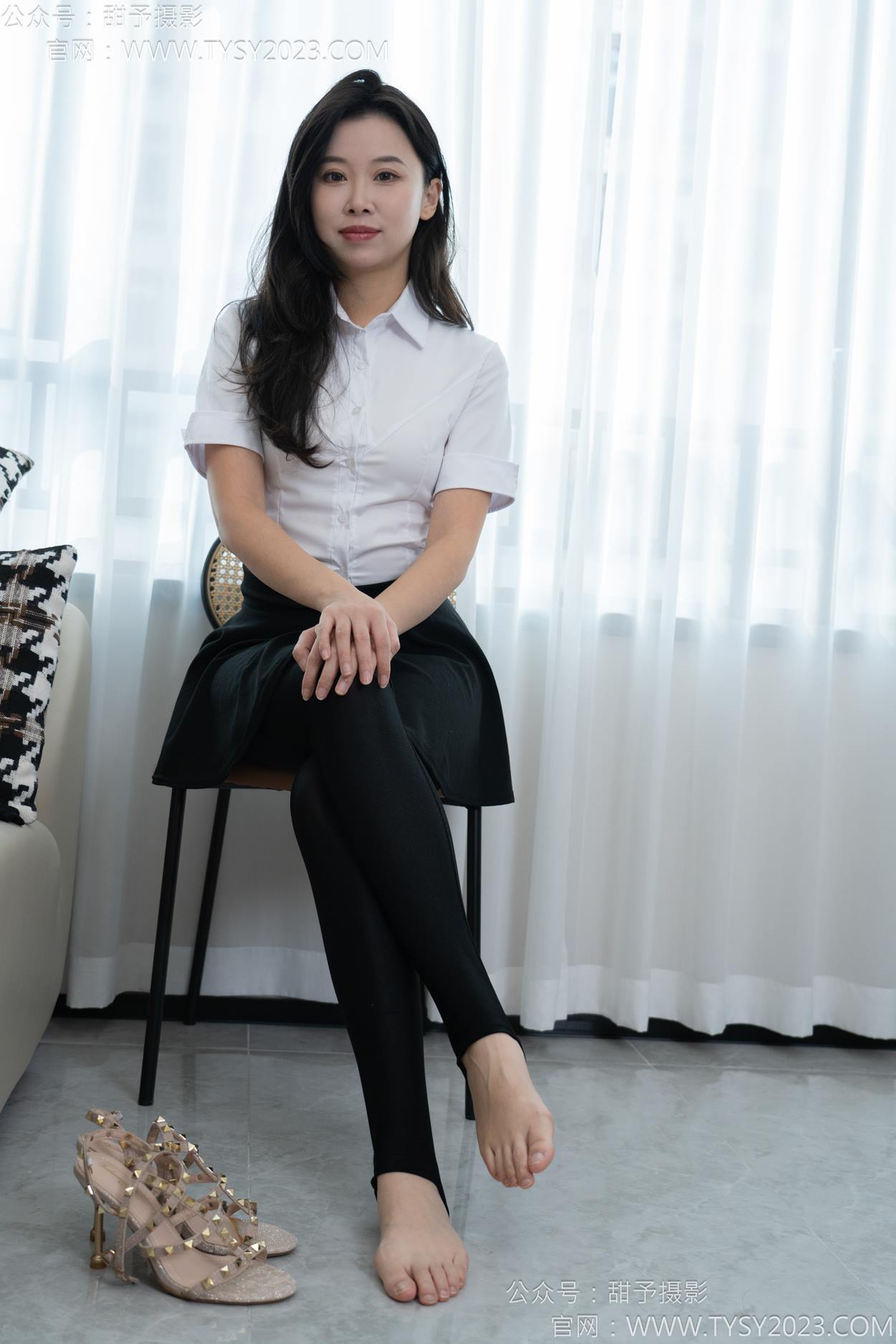 图片[4]-甜予摄影 NO.158 梦梦-高跟鞋、短肉丝、短黑丝、裸足[130P/2V/9.97GB]-美图