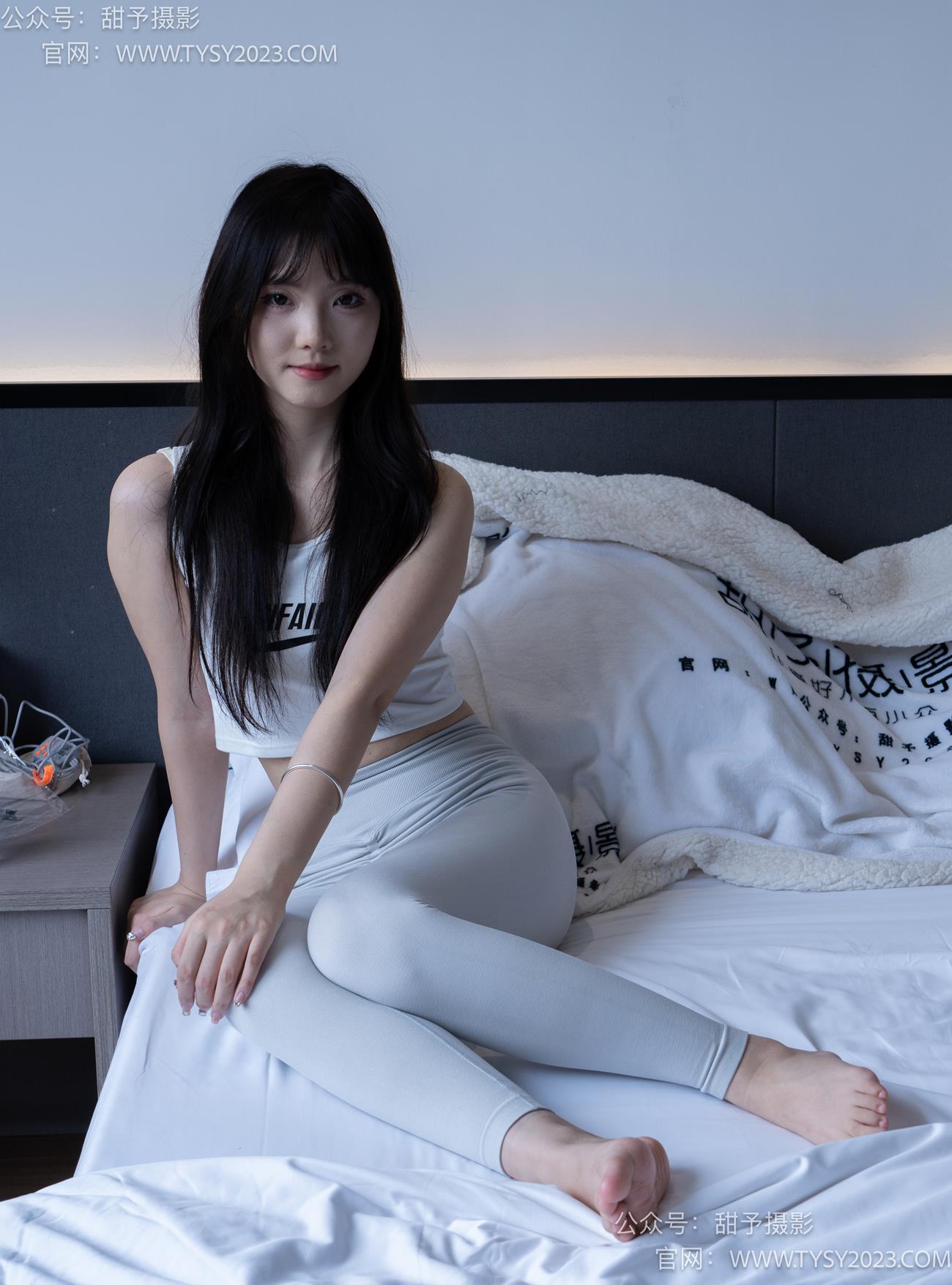 图片[1]-甜予摄影 NO.104期：璇璇-帆布鞋、白棉袜、裸足、小人国剧情（完整版）[134P/2V/10.37GB]-美图