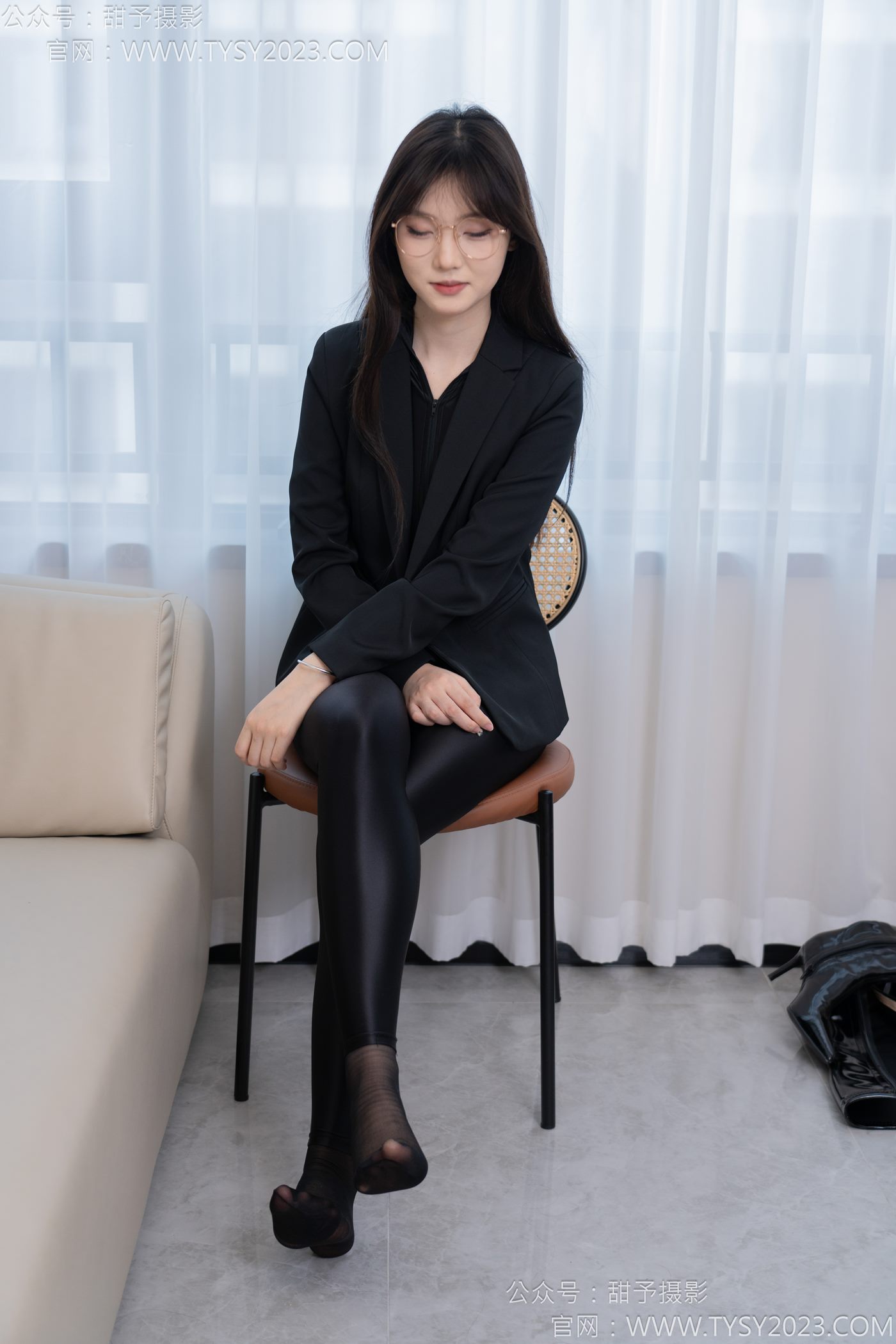 图片[4]-甜予摄影完整版-119期：璇璇-长靴、黑丝（脚尖加固）[127P/2V/10.1G]-美图