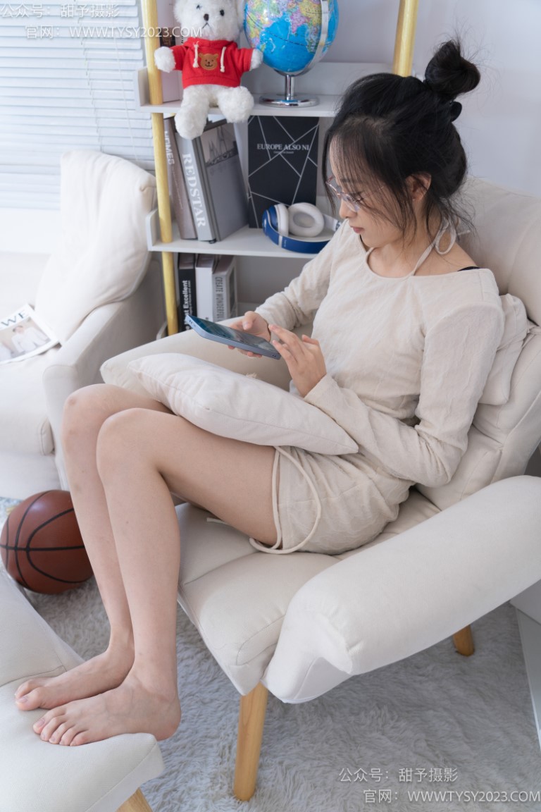 图片[4]-甜予摄影 NO.087期：静静-板鞋、白棉袜、裸足（完整版）[106P/2V/9.49GB]-美图