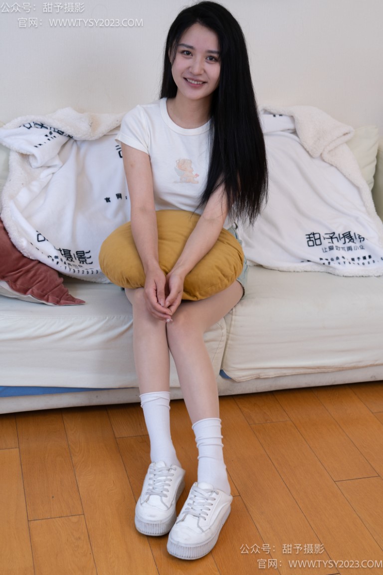 图片[1]-甜予摄影 NO.096期：澜澜-板鞋、白棉袜、肉丝（脚尖加固款）（完整版）[130P/2V/10.72GB]-美图