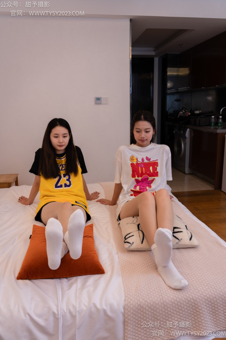 图片[1]-甜予摄影 NO.100期：思思小雨-运动鞋、白棉袜、肉丝（均为脚尖加固款）（完整版）[122P/2V/10.21GB]-美图