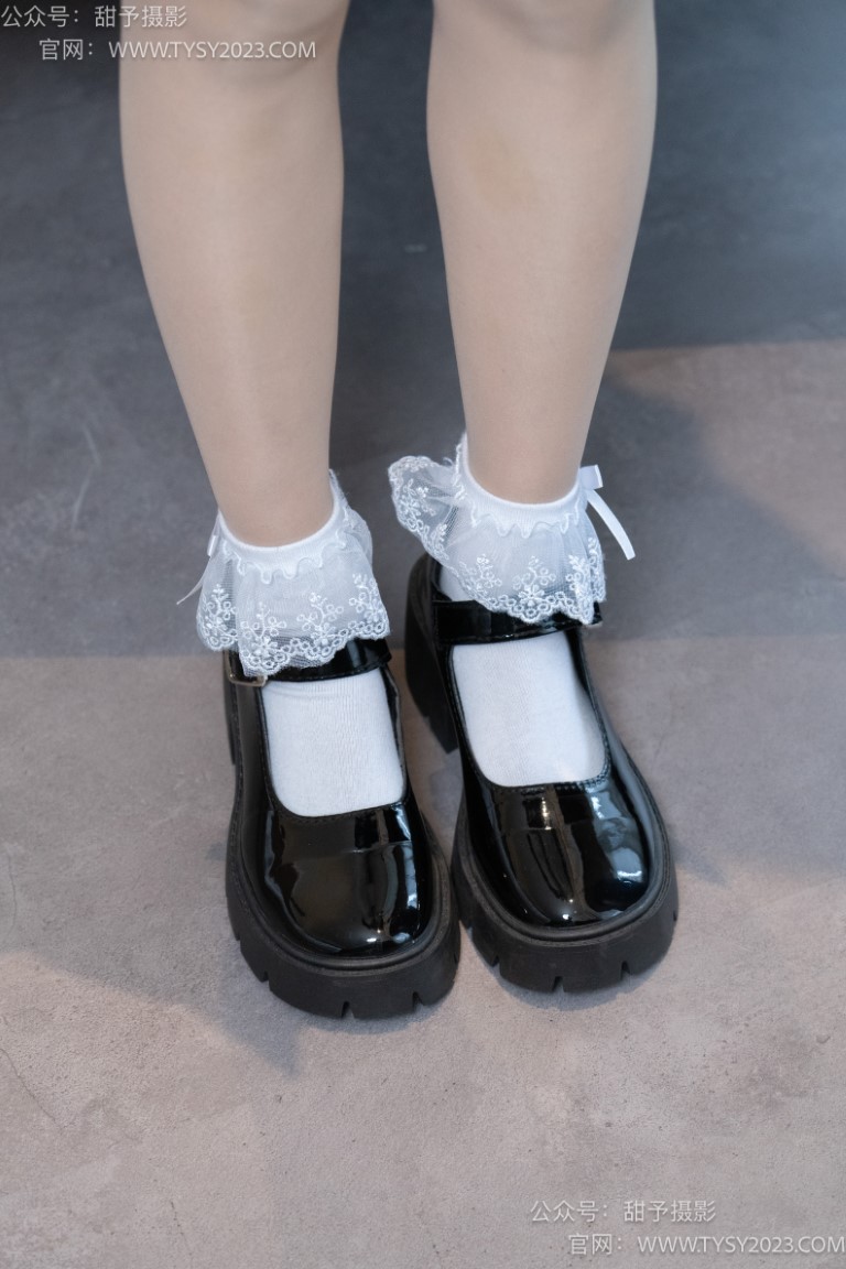 图片[4]-甜予摄影 NO.081期：澜澜-皮鞋、两双白棉袜、肉丝（脚尖加固款）[140P/2V/10.24GB]-美图
