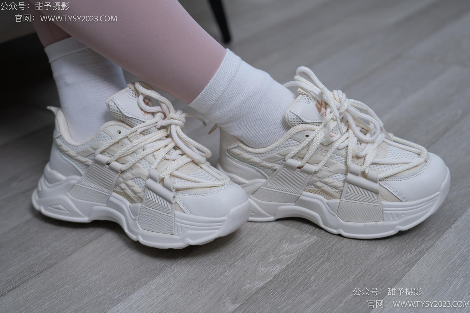 图片[3]-甜予摄影 NO.053 璇璇-瑜伽裤、运动鞋、白棉袜、裸足[149P/2V/11.1GB]-美图
