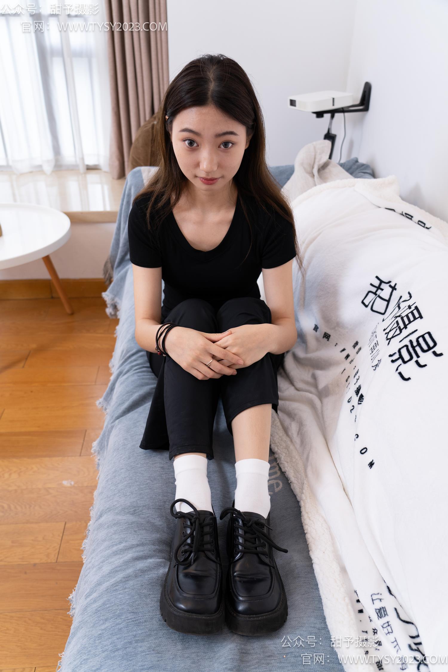 图片[3]-甜予摄影 NO.054 雪梨-皮鞋、白棉袜、肉丝[130P/2V/9.90GB]-美图