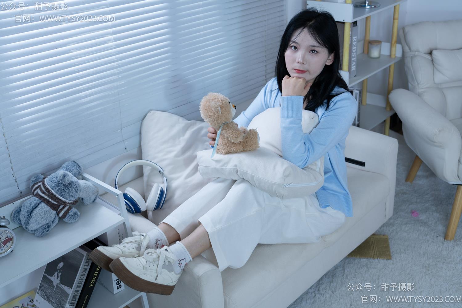 图片[3]-甜予摄影 NO.060 梨子-板鞋、脏白棉袜、裸足[114P/2V/9.36GB]-美图