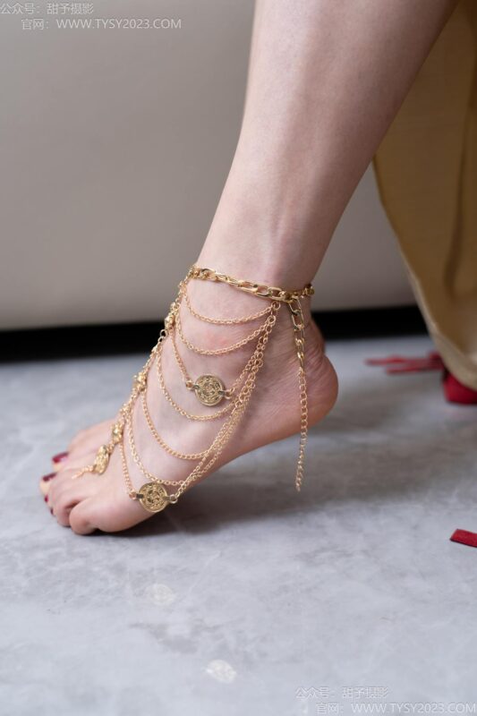 甜予摄影 NO.031 小野-皮鞋、白棉袜、油量灰丝[129P/2V/9.78GB]-美图