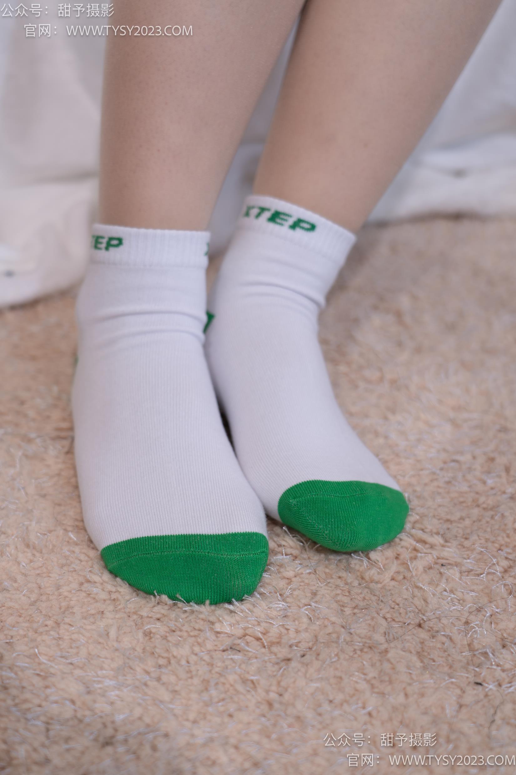 图片[6]-甜予摄影 NO.035 栗栗-帆布鞋、白棉袜、肉丝[128P/2V/9.86GB]-美图