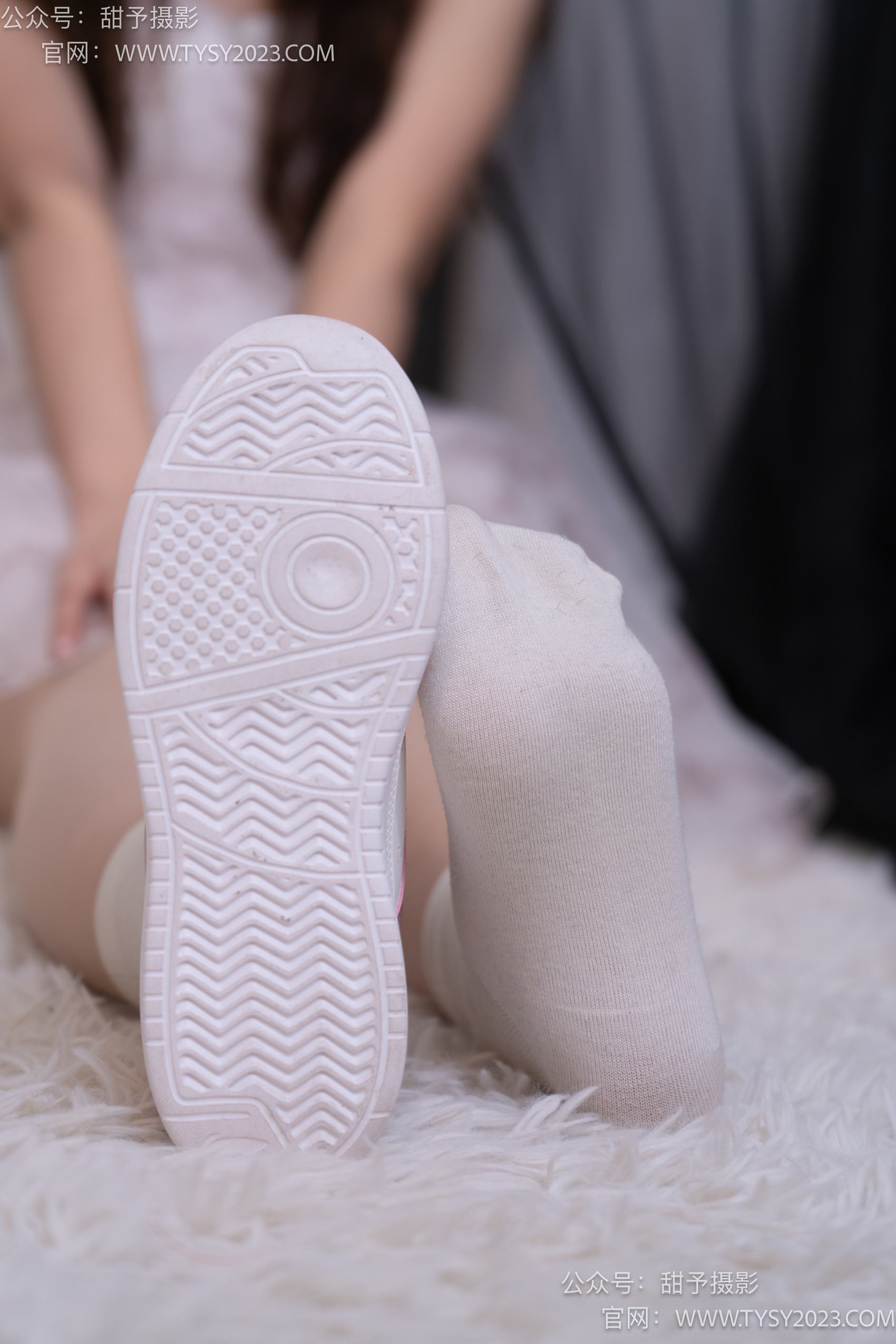 图片[4]-甜予摄影 NO.001 璇璇-板鞋、白棉袜、肉丝[124P/2V/9.42GB]-美图