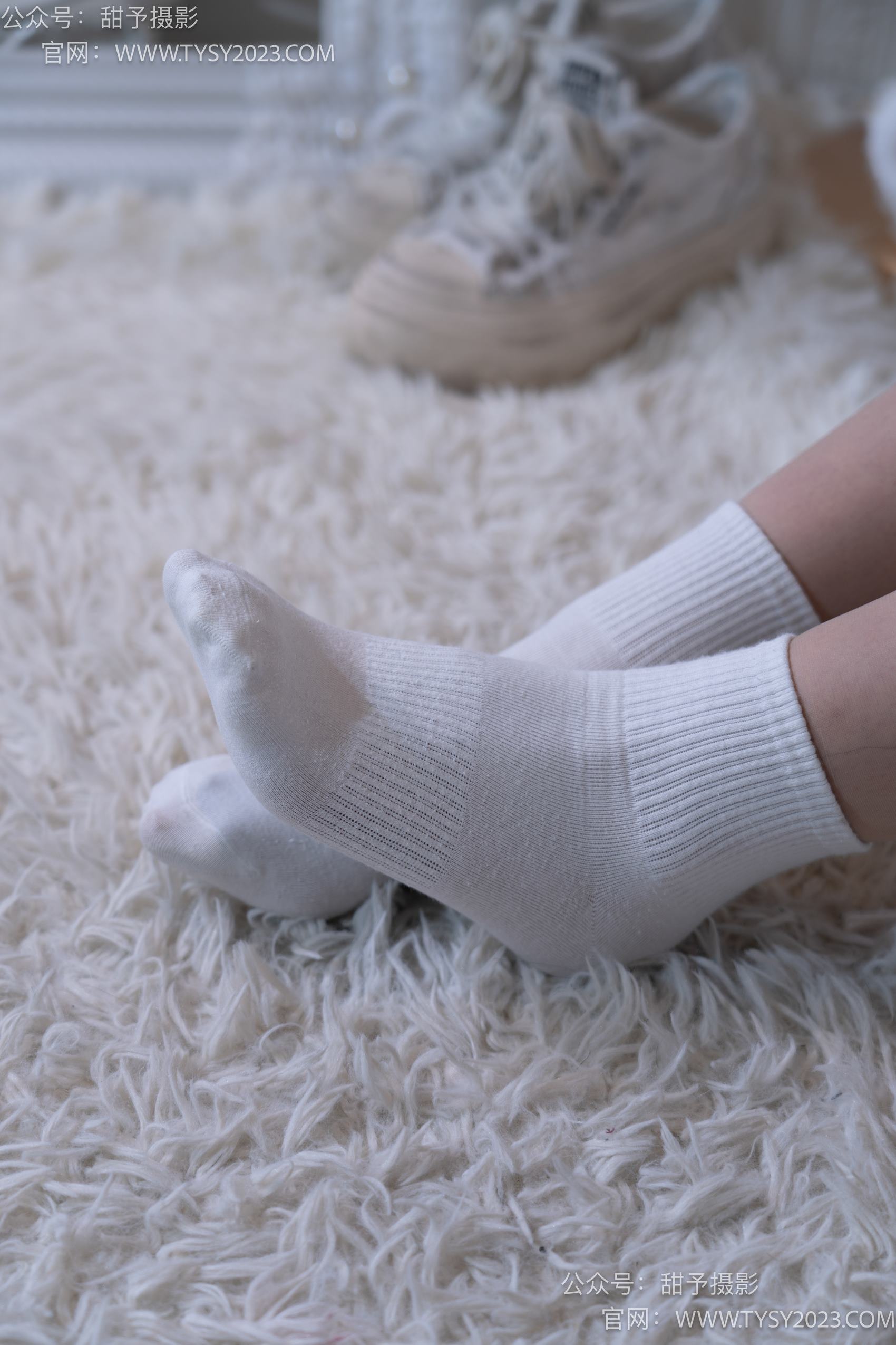 图片[4]-甜予摄影 NO.017 栗栗-板鞋、白棉袜、肉丝[130P/2V/9.91GB]-美图