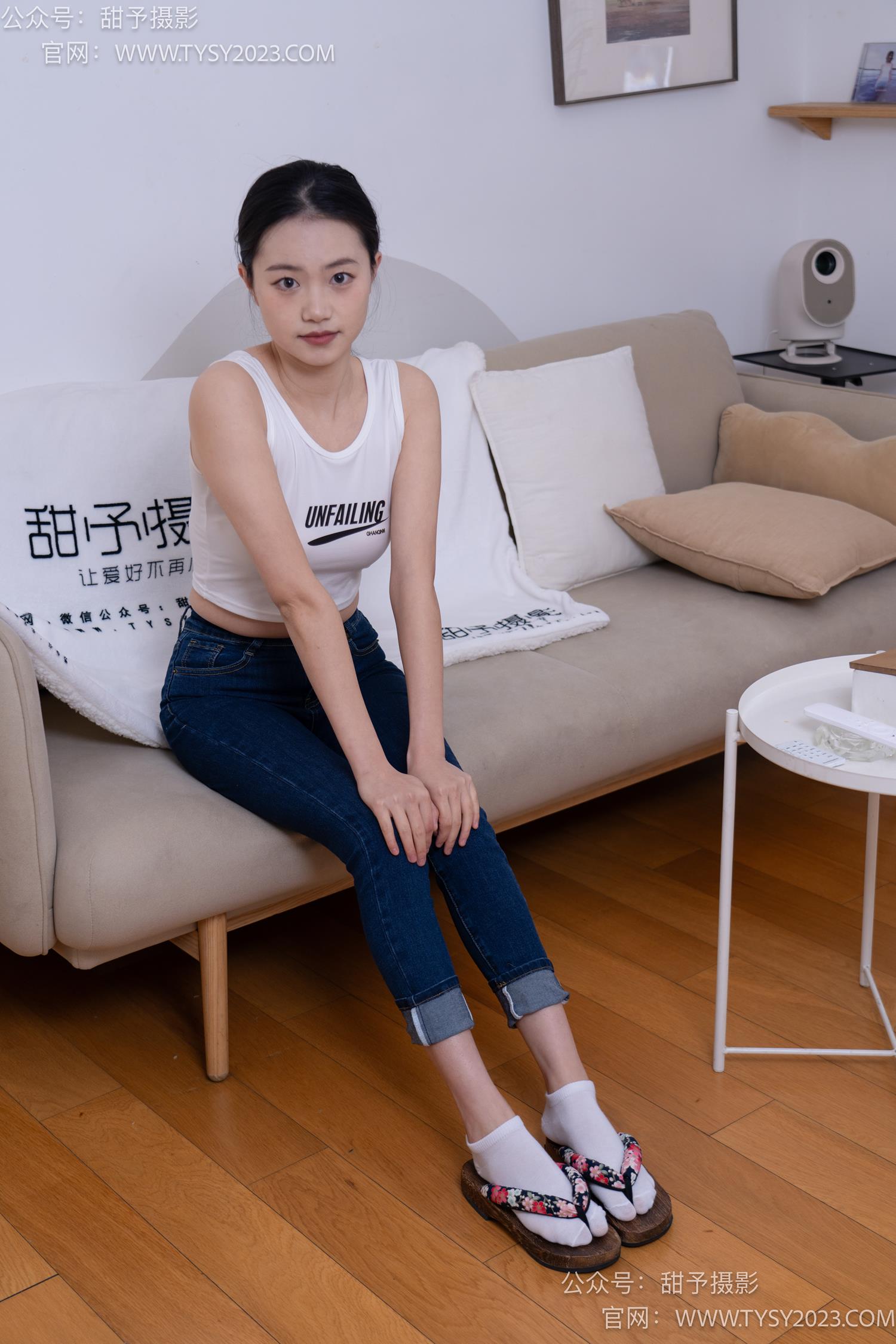 图片[2]-甜予摄影 NO.018 璇璇-运动鞋、白丝[131P/2V/10.0GB]-美图